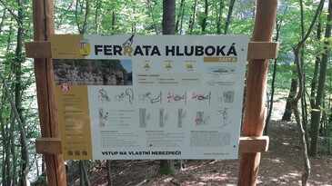 Via Ferrata Hlubok&aacute;