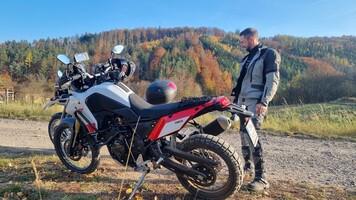 Motov&yacute;let na BMW R1100GS a Yamaha Tenere 700