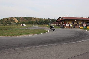 Ale&scaron; &Scaron;turza a BMW R 1100 GS
